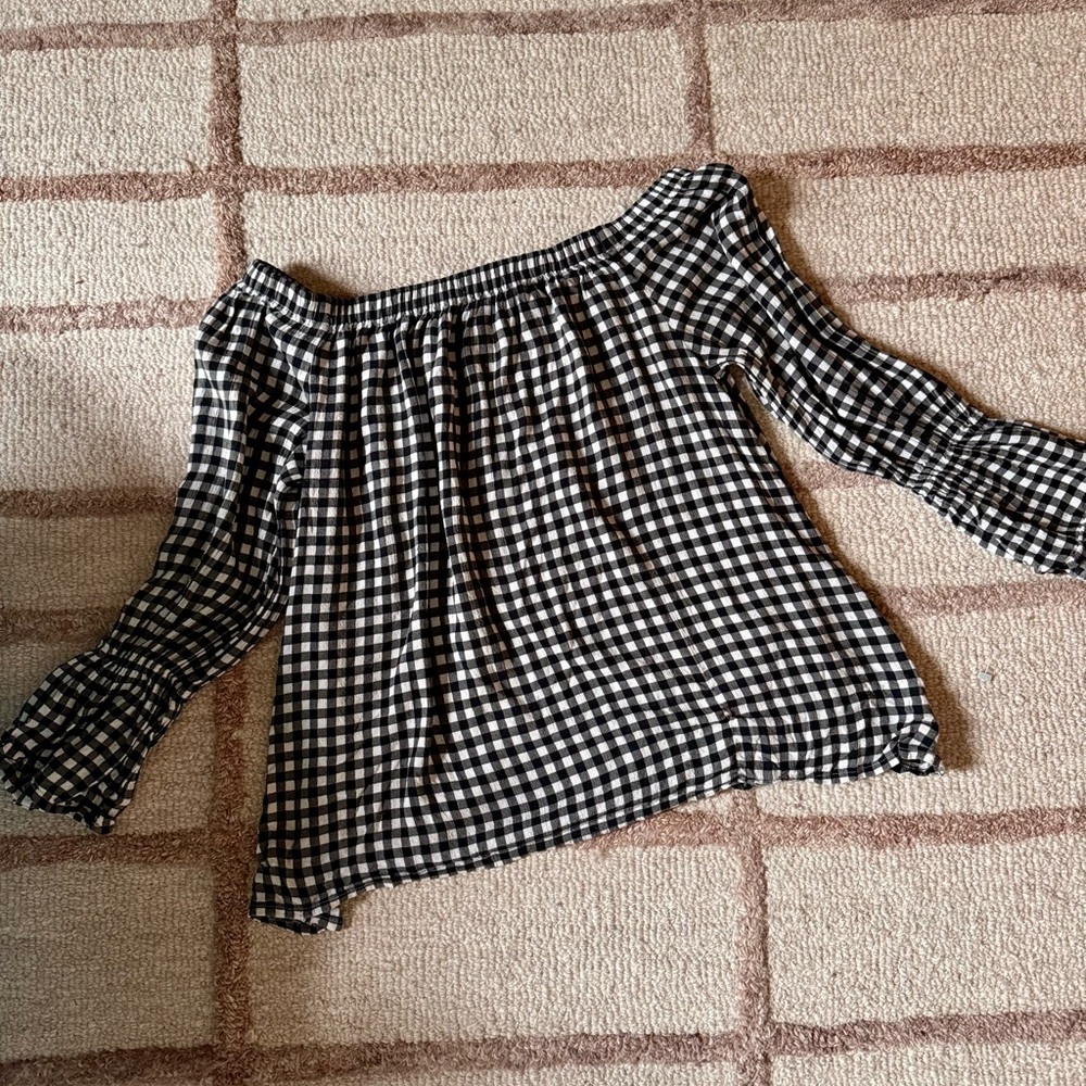 Gingham Off the shoulder Top